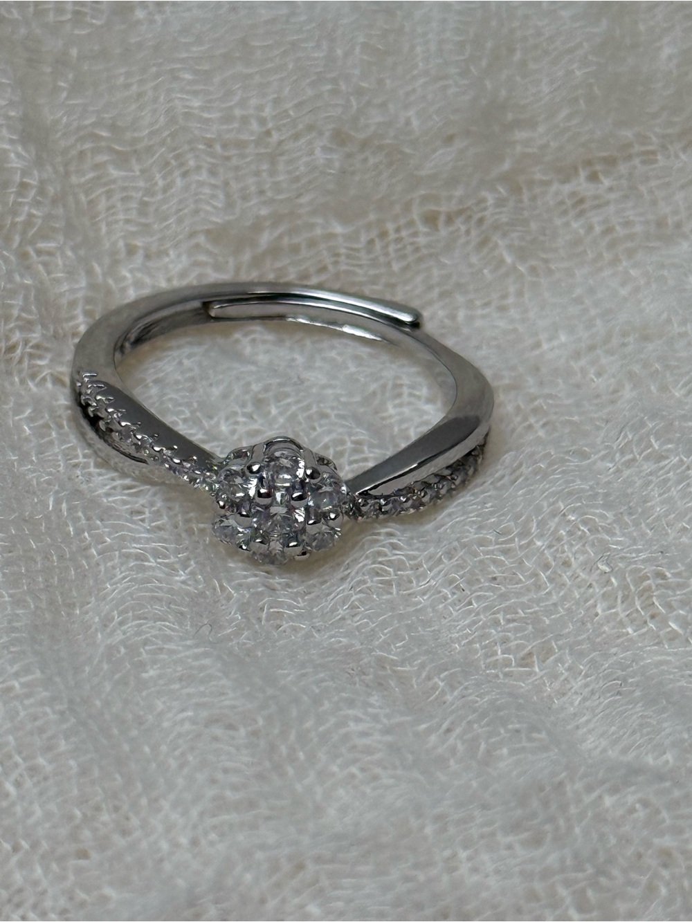 925 Sterling Silver Halo Cluster Ring with Clear Stones - Womens Jewelry, Size 7